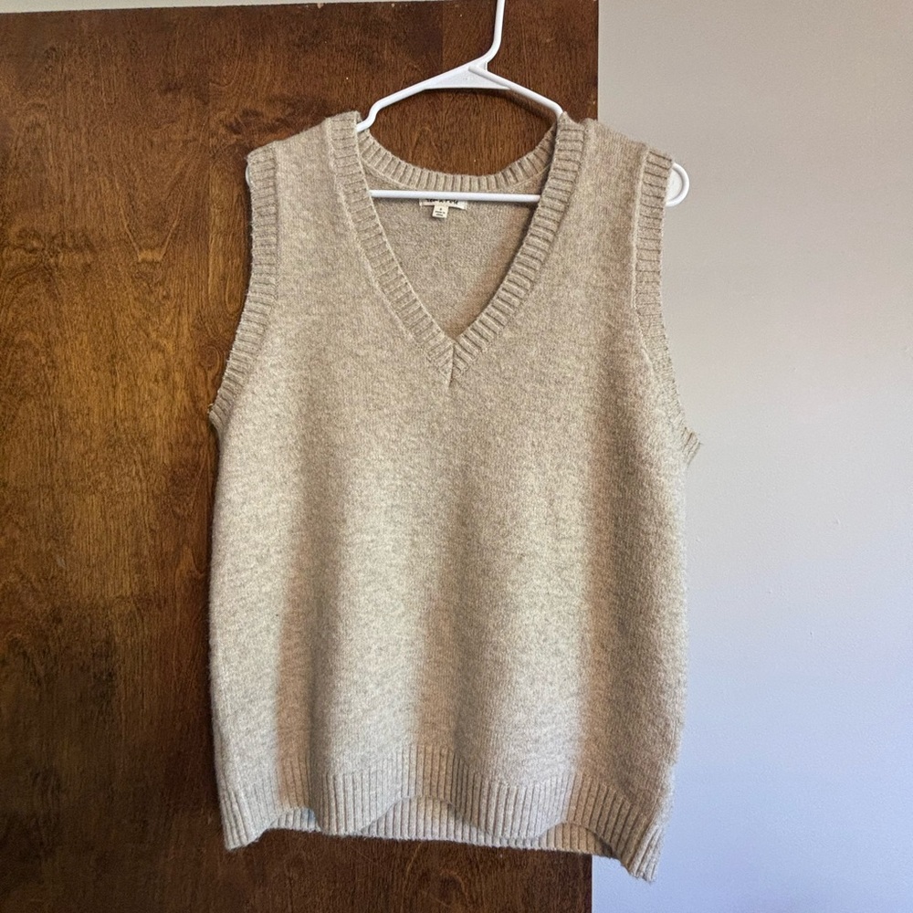 Tea n Rose Taupe Knit Top